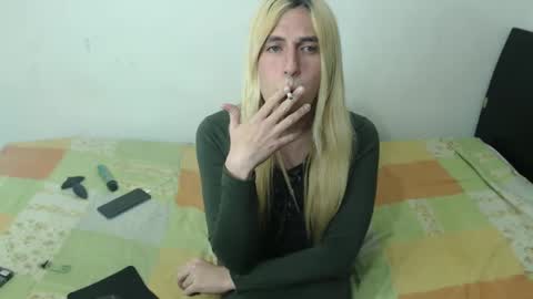 Snapshot of lolitabauer2 chatting on December 31, 5:11 am Sascha Bauer online show from December 31, 5:11 am