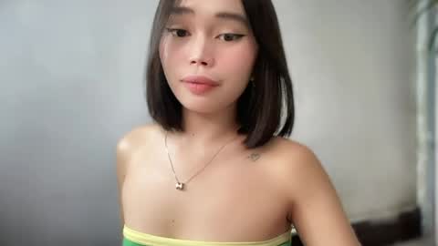 lovely_cittie18 online show from April 8, 5:09 am