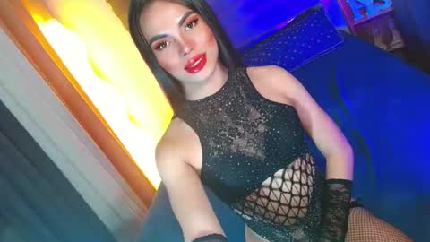 lovelymiss_shyna11 online show from March 12, 11:26 am