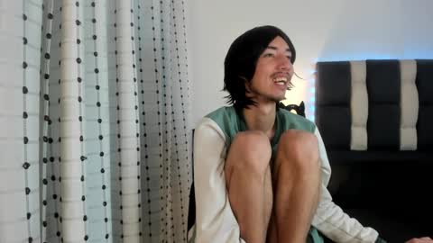 loverisu online show from January 5, 10:46 pm