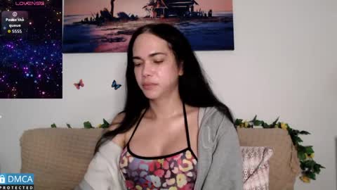 luara_ online show from April 8, 9:32 am