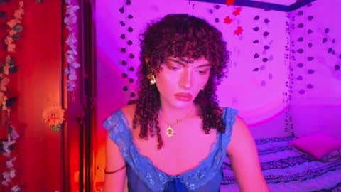 Lucy or Lucian 3 Come to my social Links3   online show from April 6, 5:57 pm