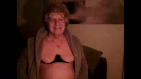 hothornylucy online show from January 4, 1:10 am