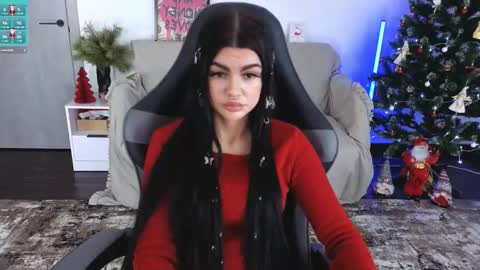 Monika online show from January 13, 1:30 pm