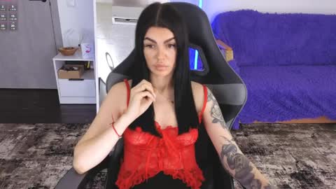 Monika online show from April 3, 6:33 am