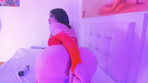 BRENDA TATIANA online show from January 7, 10:57 pm