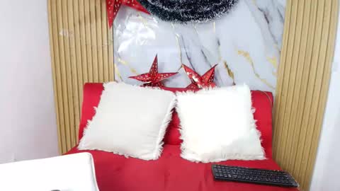 LULU online show from January 7, 2:09 pm