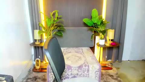 lustforivelle online show from April 21, 4:08 am