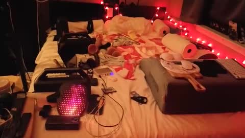 mac1119 online show from May 22, 8:54 am
