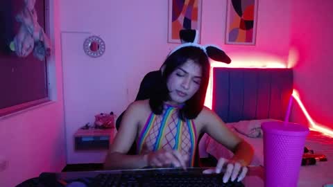 madisson_jones18 online show from May 17, 11:54 am