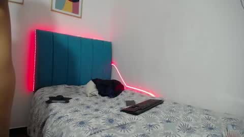 madisson_jones18 online show from May 20, 11:49 am