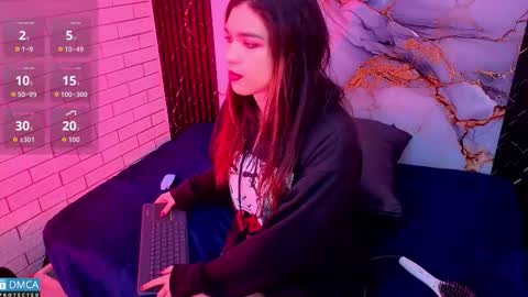 maevekuro online show from March 9, 3:10 am