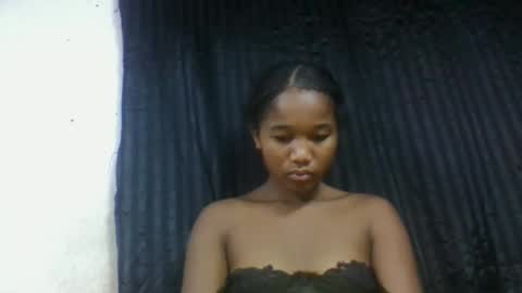 mamieriela online show from February 7, 12:11 pm