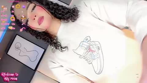 manellyksparklee online show from November 11, 2:52 pm