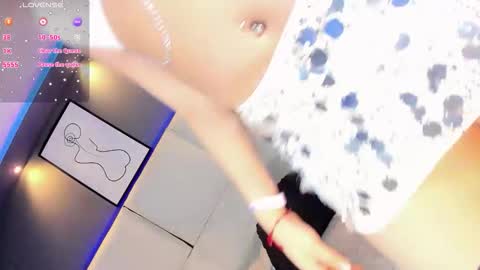 manellyksparklee online show from November 16, 1:32 pm