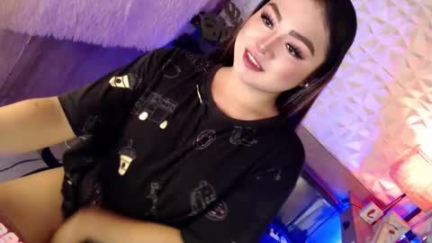 sophie online show from January 2, 10:22 pm