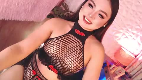 sophie online show from January 4, 10:36 pm