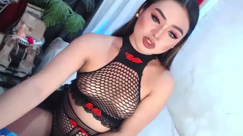 sophie online show from January 7, 10:30 pm