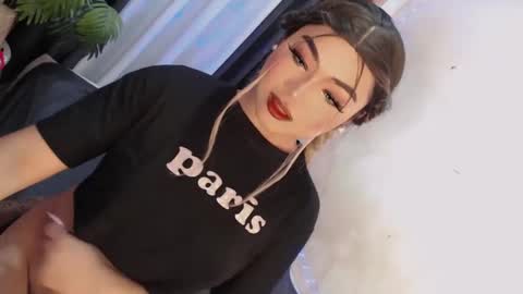 sophie online show from January 17, 10:05 pm