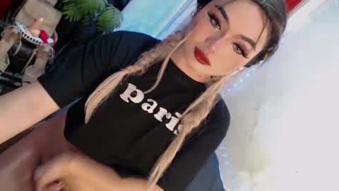 sophie online show from January 23, 11:15 pm