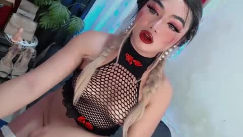 sophie online show from February 1, 8:26 pm