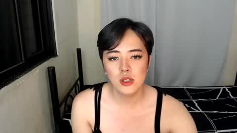 marikosue online show from February 11, 1:51 pm