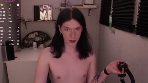 Mark online show from January 8, 7:56 pm