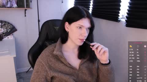 Mark online show from February 13, 9:20 am