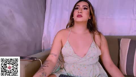 MARTINA ntmu Lets talk I promise not to bite you or yes     IG martina26l online show from November 19, 8:25 am
