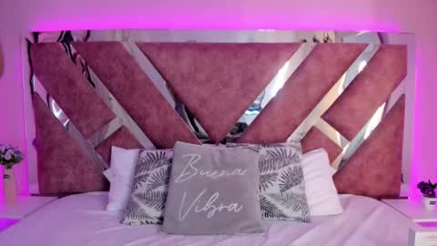 Maxi Rogers online show from January 13, 12:02 pm