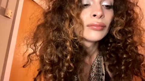 Snapshot of maya632713 chatting on January 19, 9:55 pm Maya transgirl online show from January 19, 9:55 pm