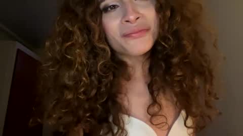 Snapshot of maya632713 chatting on February 9, 8:45 pm Maya transgirl online show from February 9, 8:45 pm