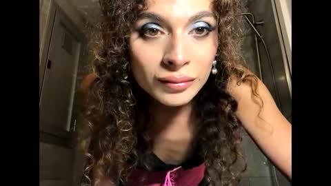 Snapshot of maya632713 chatting on September 10, 8:19 pm Maya transgirl online show from September 10, 8:19 pm