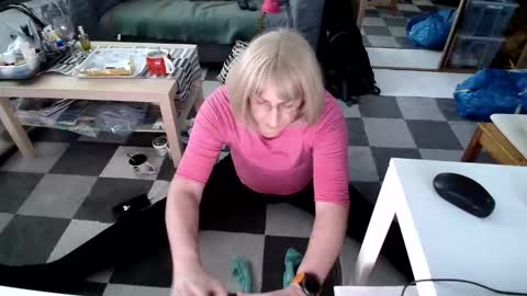 meazenfree2617 online show from February 19, 2:46 pm