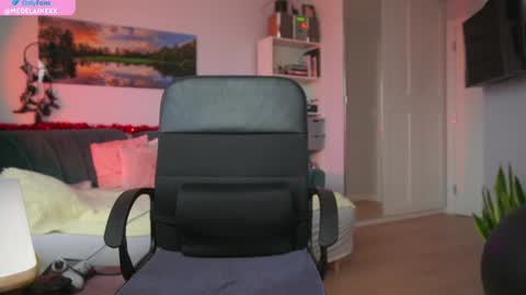 Milena online show from December 10, 12:38 pm