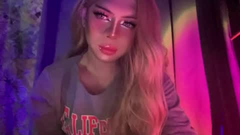 GODDESS OF ALL GODDESSES online show from September 12, 7:52 pm