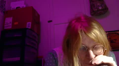 Mellifluenced online show from January 19, 7:04 am