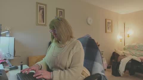 Melody online show from February 15, 12:48 pm