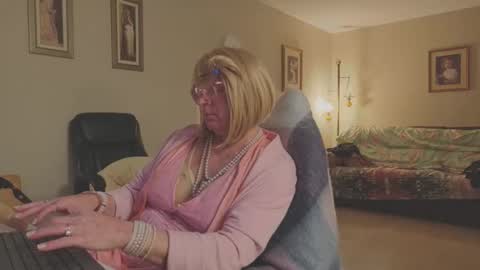 Melody online show from March 5, 4:23 pm