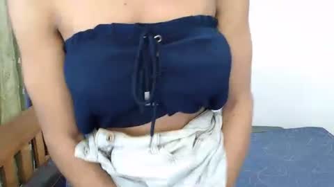 Mary Mhae online show from October 22, 4:20 pm