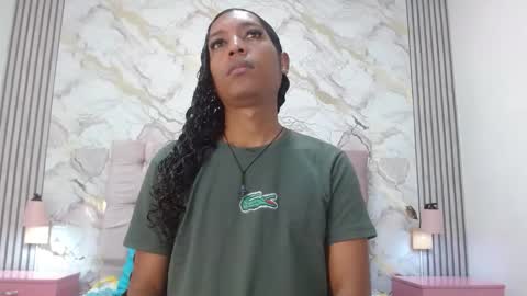 MiaCoock online show from January 8, 1:37 pm