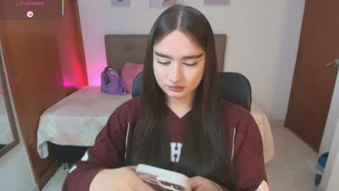 Miley online show from March 28, 2:41 pm