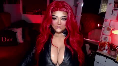 milkshakelavinia online show from February 5, 10:22 pm