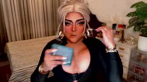 milkshakelavinia online show from September 17, 12:37 am