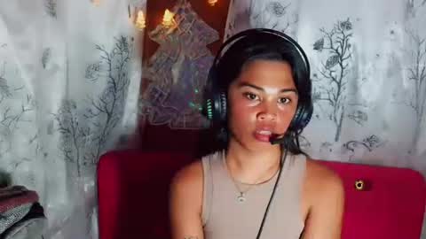 Bellah online show from April 23, 1:24 pm