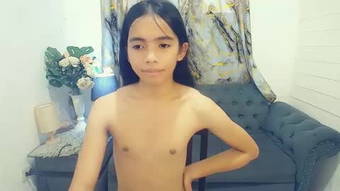 julie online show from March 3, 7:59 am