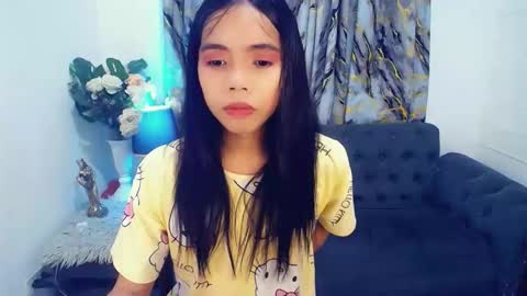 julie online show from March 15, 12:30 pm