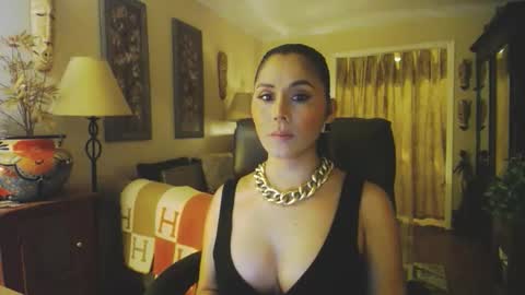 Brownie -P online show from December 15, 11:32 pm