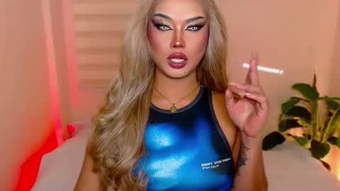 Snapshot of missgreta_hunter chatting on October 29, 7:06 am Miss Greta online show from October 29, 7:06 am