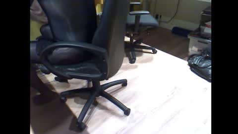 misterbobbyxx online show from February 18, 11:45 pm